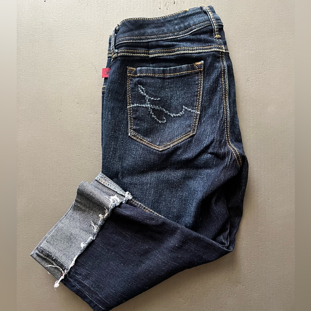 Capri Dark Blue Jeans, 25